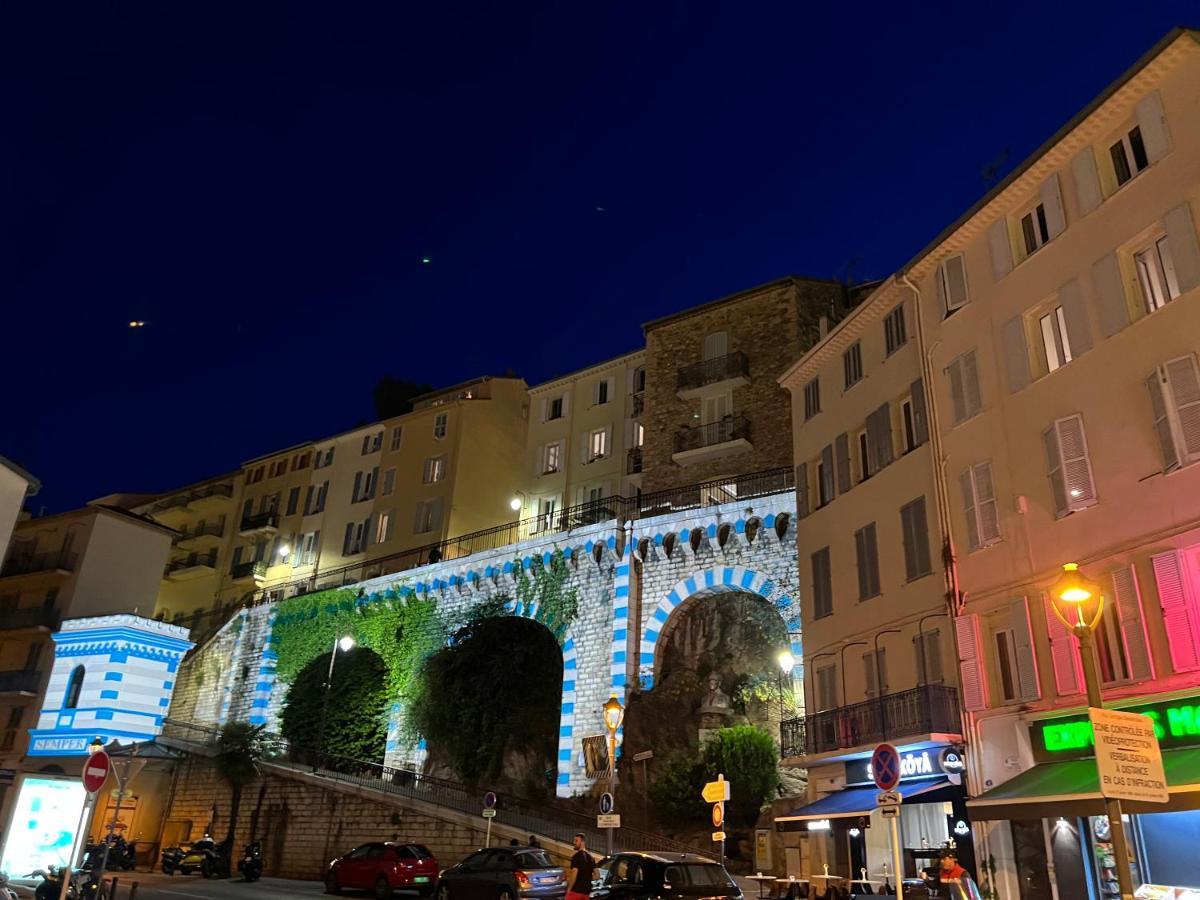 Appartement 33 M2 Comme Une Junior Suite - Vue Port Et Palais Des Festivals Cannes Luaran gambar