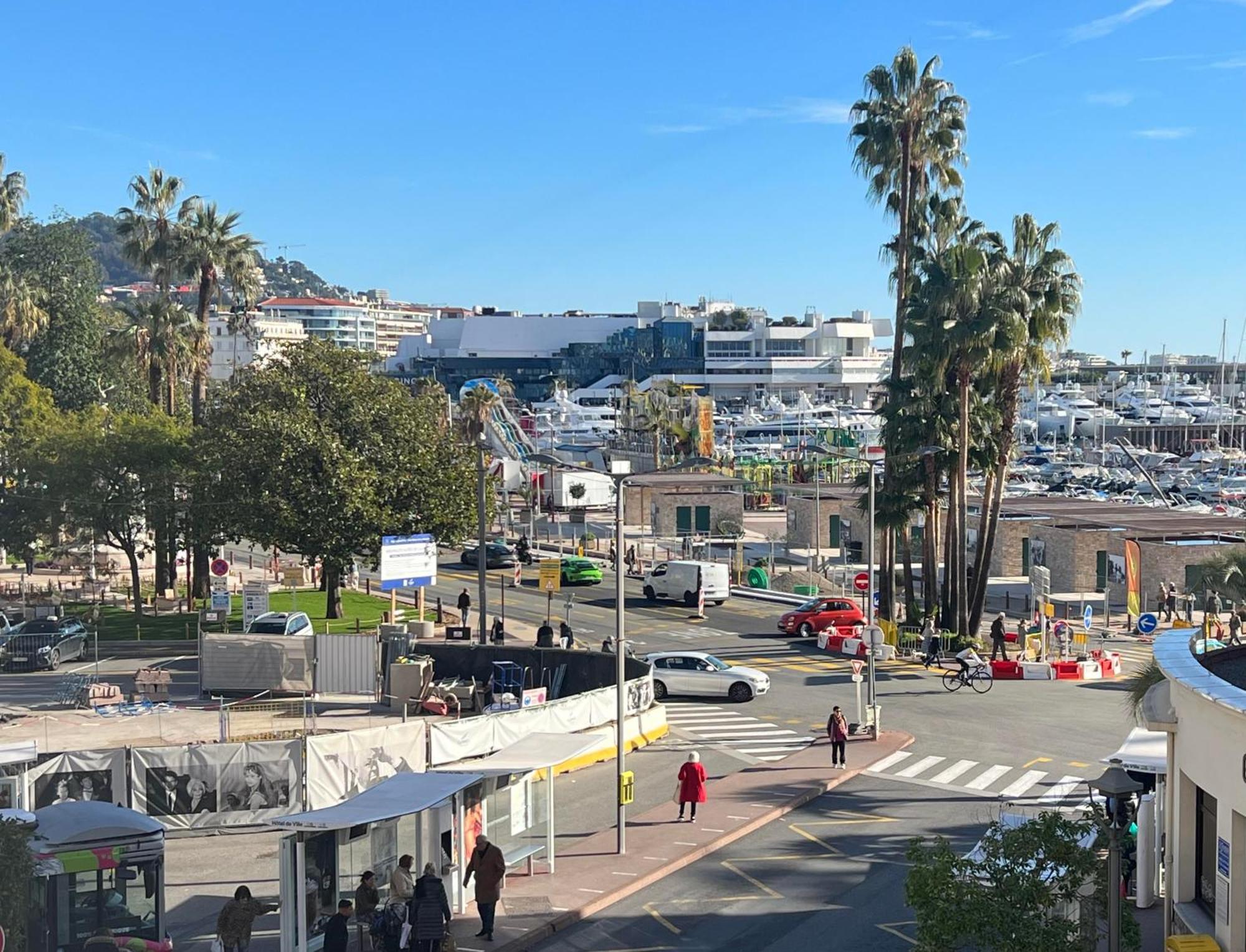 Appartement 33 M2 Comme Une Junior Suite - Vue Port Et Palais Des Festivals Cannes Luaran gambar
