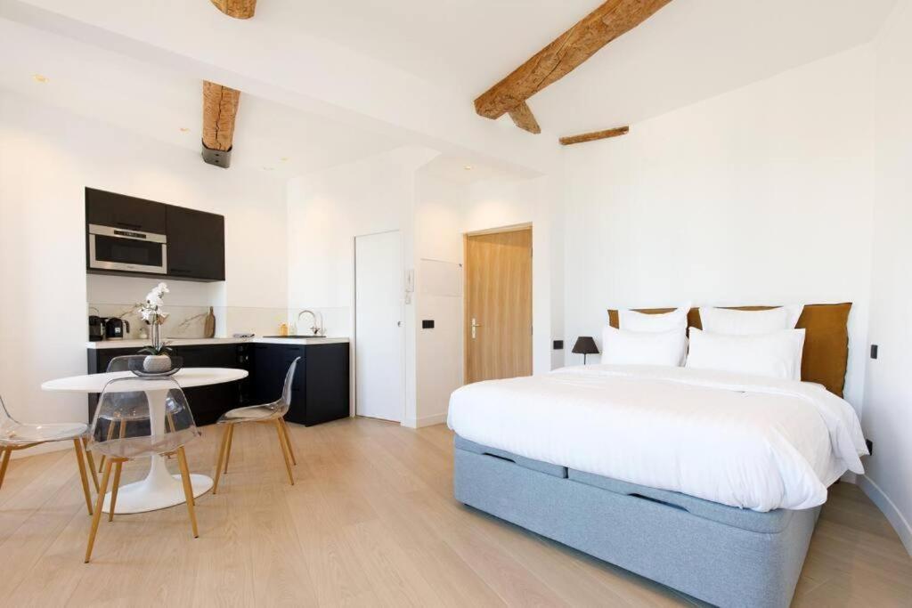 Appartement 33 M2 Comme Une Junior Suite - Vue Port Et Palais Des Festivals Cannes Luaran gambar